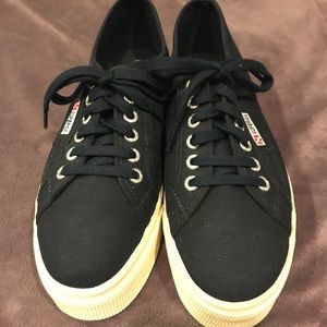 Superga Women’s platform sneaker